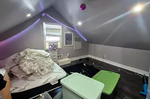 8059 Moro St, Philadelphia, PA 19136 - Photo 9