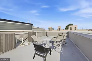 2318 E Cabot St, Philadelphia, PA 19125 - Photo 23