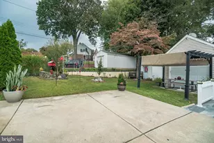 401 Maple Ave, Philadelphia, PA 19116 - Photo 29