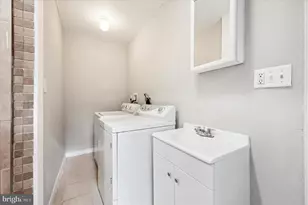 2200 Coral St, Philadelphia, PA 19125 - Photo 9