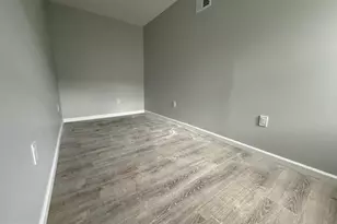 2447 Ingersoll St, Philadelphia, PA 19121 - Photo 13