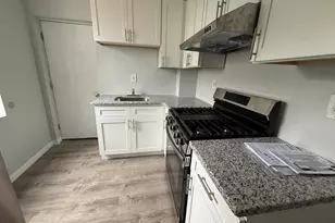 2447 Ingersoll St, Philadelphia, PA 19121 - Photo 5