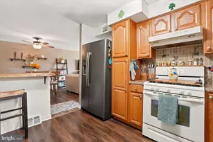 1213 Fenwick Pl, Philadelphia, PA 19115 - Photo 9