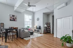 4 Leverington Ave, Philadelphia, PA 19127 - Photo 3