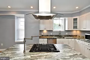 260 Roxborough Ave, Philadelphia, PA 19128 - Photo 1