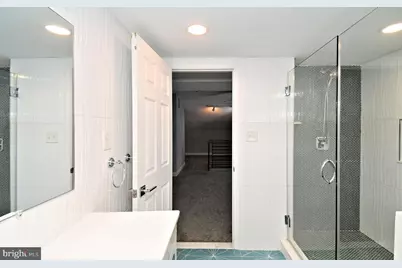 260 Roxborough Avenue, Philadelphia, PA 19128 - Photo 37