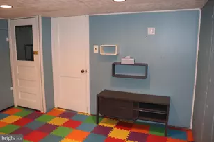 317 W Salaignac St, Philadelphia, PA 19128 - Photo 19