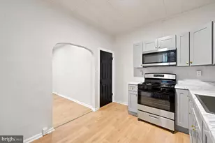 6347 Grays Ave, Philadelphia, PA 19142 - Photo 9