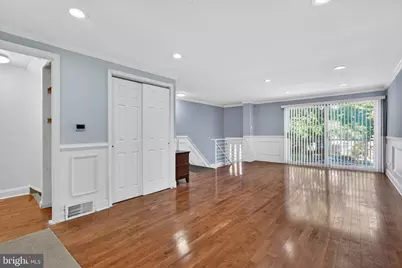 6926 Grosbeak Place, Philadelphia, PA 19142 - Photo 5
