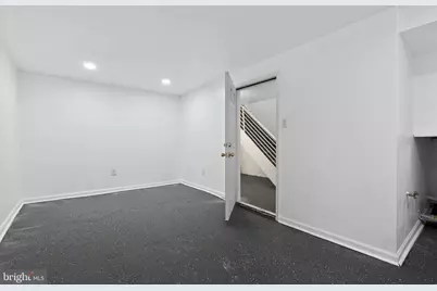 6926 Grosbeak Place, Philadelphia, PA 19142 - Photo 17