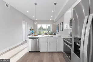 52 W Washington Ln, Philadelphia, PA 19144 - Photo 5