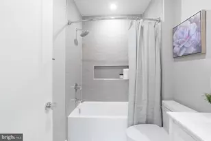 52 W Washington Ln, Philadelphia, PA 19144 - Photo 21