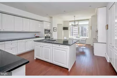 130 S 18th Street #703, Philadelphia, PA 19103 - Photo 9