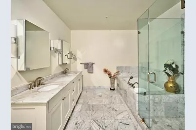 130 S 18th Street #703, Philadelphia, PA 19103 - Photo 17