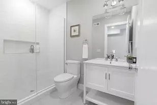 52 W Washington Ln, Philadelphia, PA 19144 - Photo 11