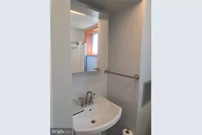 2446 S American Street, Philadelphia, PA 19148 - Photo 17