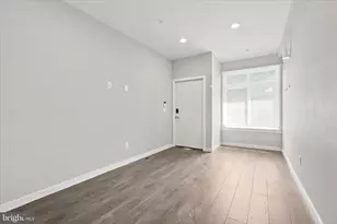 2044 N 5th St, Philadelphia, PA 19122 - Photo 3