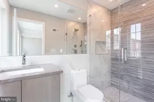 1619 Bainbridge St, Philadelphia, PA 19146 - Photo 13