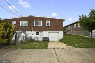 8836 Macon St, Philadelphia, PA 19152 - Photo 43