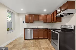 1525 S 19th St, Philadelphia, PA 19146 - Photo 11