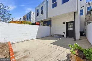 2119 Tasker St, Philadelphia, PA 19145 - Photo 9