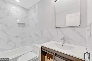 3259 N 13th St, Philadelphia, PA 19140 - Photo 13