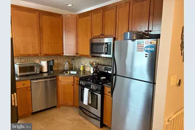 2608 Swain Street, Philadelphia, PA 19130 - Photo 9