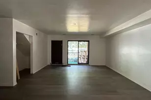 7525 Calvert St, Philadelphia, PA 19152 - Photo 27