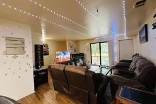 7525 Calvert St, Philadelphia, PA 19152 - Photo 13