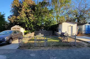 5851 Sylvester St, Philadelphia, PA 19149 - Photo 41