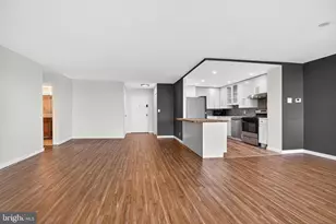 2401 Pennsylvania Ave, Philadelphia, PA 19130 - Photo 13