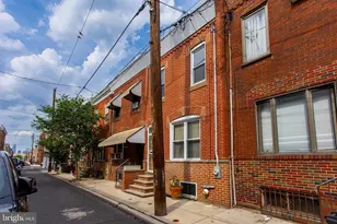 2417 S Mole St, Philadelphia, PA 19145 - Photo 3