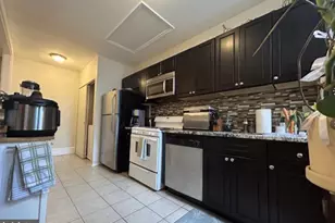 1214 Spruce St, Philadelphia, PA 19107 - Photo 3