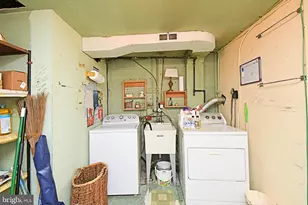 8906 Alicia St, Philadelphia, PA 19115 - Photo 23
