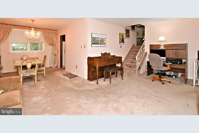 8906 Alicia Street, Philadelphia, PA 19115 - Photo 5