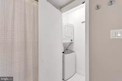 604 S Washington Square #1209, Philadelphia, PA 19106 - Photo 15