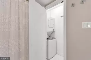 604 S Washington Square, Philadelphia, PA 19106 - Photo 15