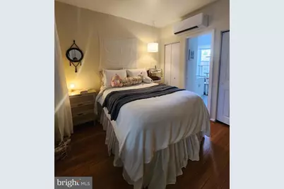 2018 Bainbridge Street #2F, Philadelphia, PA 19146 - Photo 3