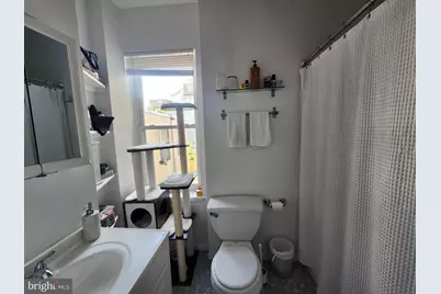 2018 Bainbridge Street #2F, Philadelphia, PA 19146 - Photo 5