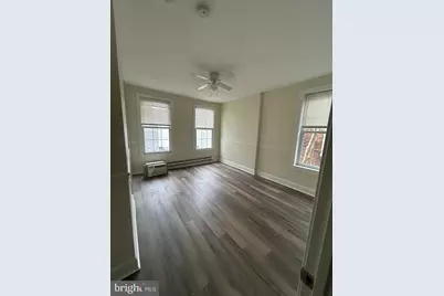 2225 Reed St #2, Philadelphia, PA 19146 - Photo 9