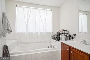 4427 Riverview Ln, Philadelphia, PA 19129 - Photo 15