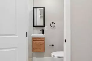 1733 Jackson St, Philadelphia, PA 19145 - Photo 29