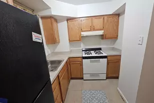 2523 W Sterner St, Philadelphia, PA 19132 - Photo 9