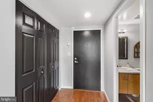 200 Lombard St, Philadelphia, PA 19147 - Photo 3