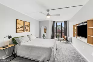 200 Lombard St, Philadelphia, PA 19147 - Photo 17