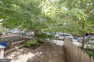 872 Lecount, Philadelphia, PA 19130 - Photo 39