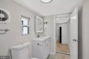 608 Clymer St, Philadelphia, PA 19147 - Photo 13