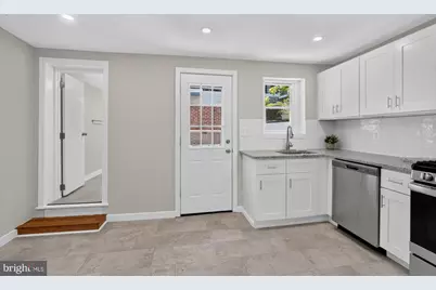 608 Clymer Street, Philadelphia, PA 19147 - Photo 9