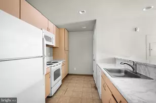 815 Arch St, Philadelphia, PA 19107 - Photo 9