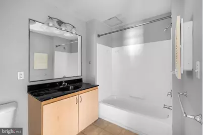 815 Arch Street #218, Philadelphia, PA 19107 - Photo 15